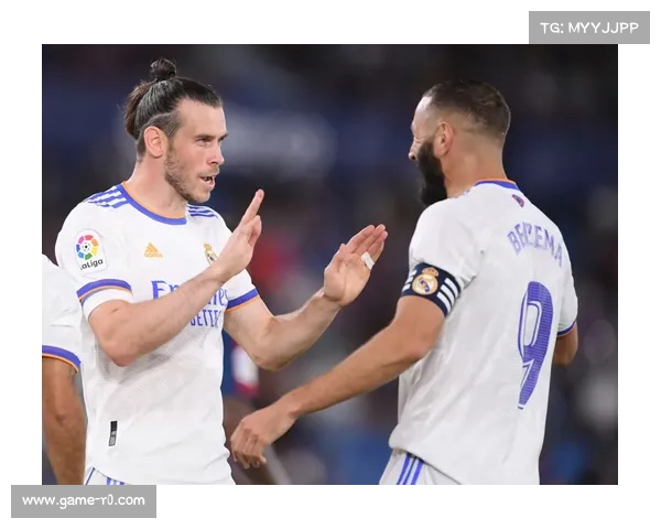 皇马排出442阵型,维尼修斯和贡萨洛搭档双前锋效果显著